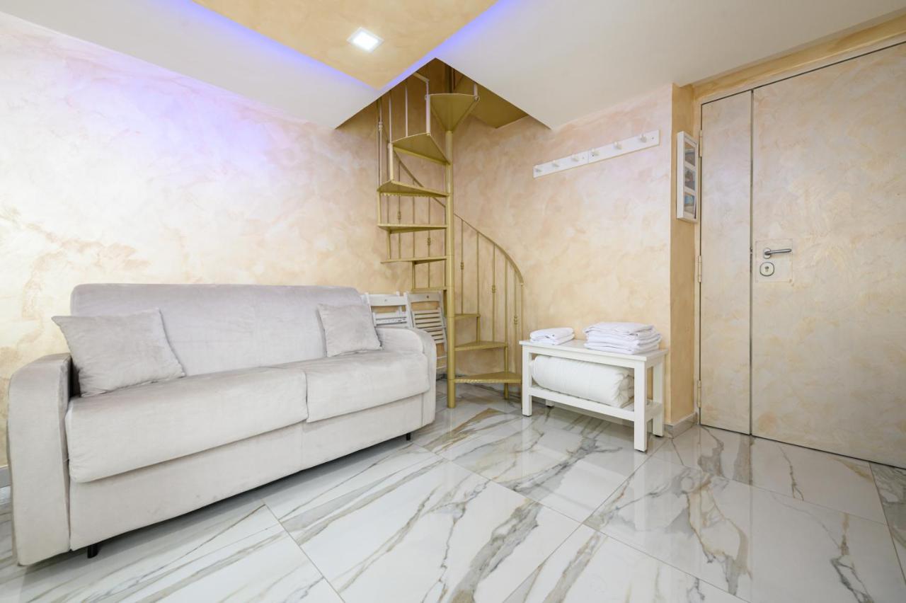 La Magnifica Napoli Apartments Gold House Экстерьер фото