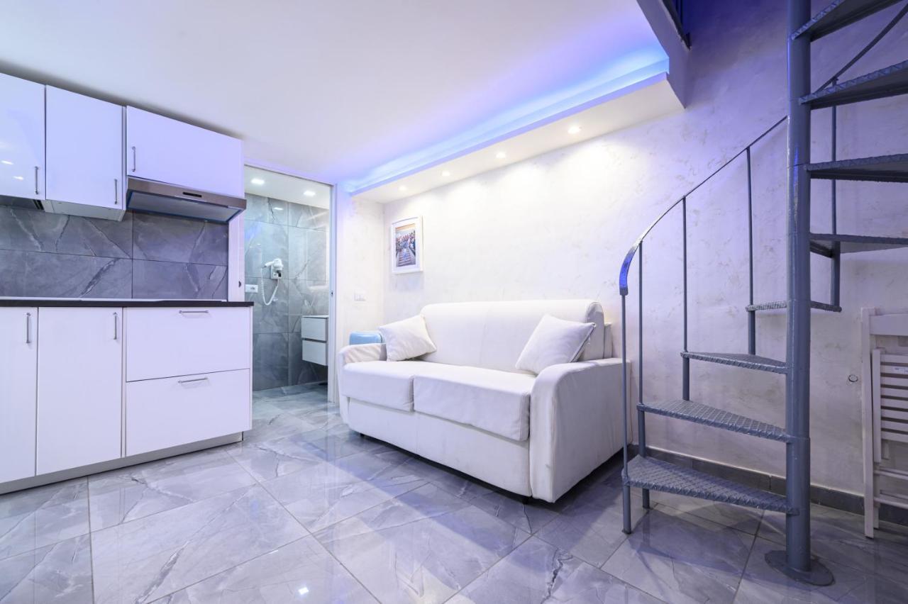 La Magnifica Napoli Apartments Gold House Экстерьер фото
